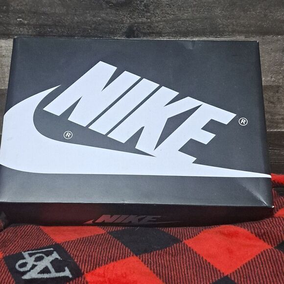 Air Jordan 1 High Black White 2.0 2024 Size 11 Used Once Rare Retro Authentic - Picture 6 of 8